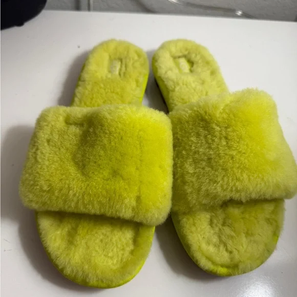 UGG Vibrant Lime Fluffy Slippers - Picture 3 of 5